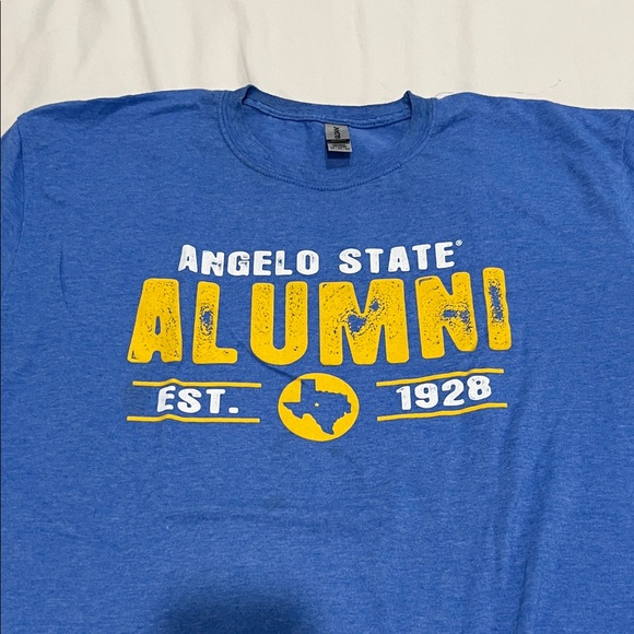 Gildan Tops - Angelo State Alumni Graphic Tee - Blue & Yellow